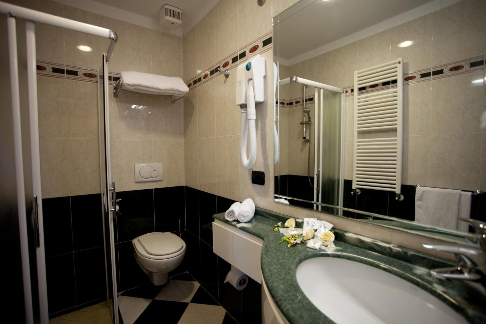 Hotel Palm Beach B&B Sea View Rimini Extérieur photo