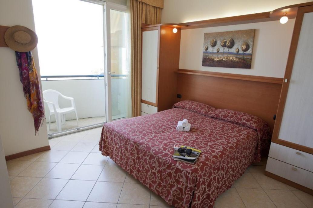 Hotel Palm Beach B&B Sea View Rimini Extérieur photo