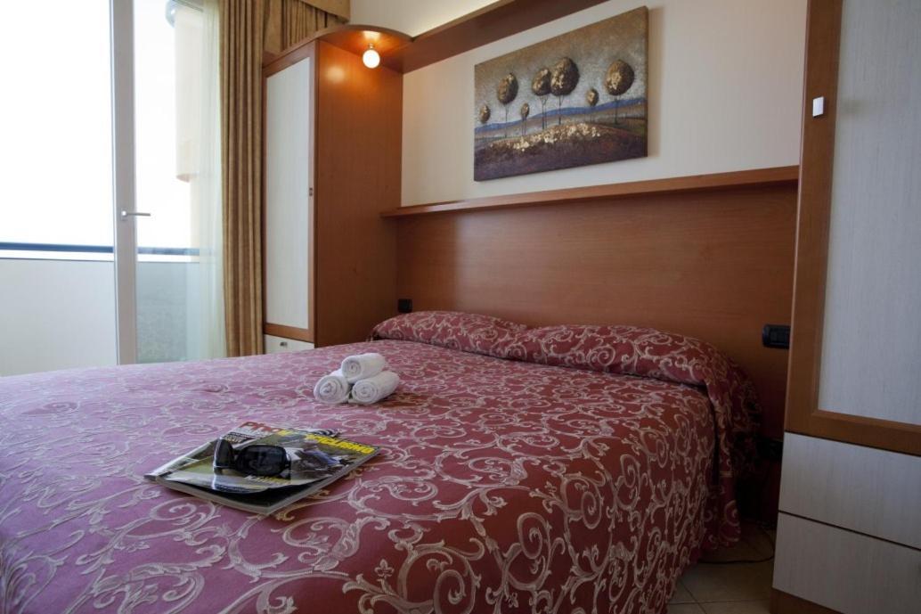 Hotel Palm Beach B&B Sea View Rimini Extérieur photo